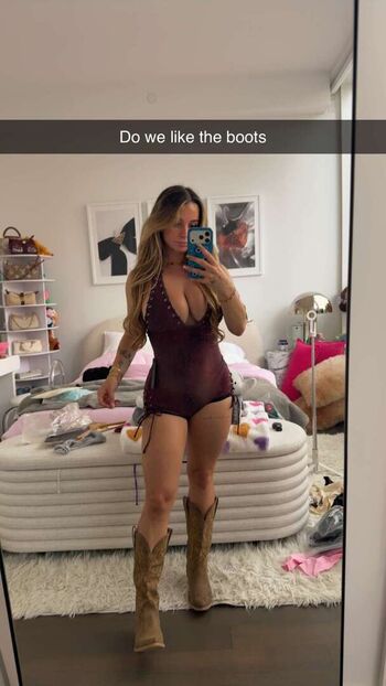 Full leaked Kaitlyn krems page private onlyfans photo