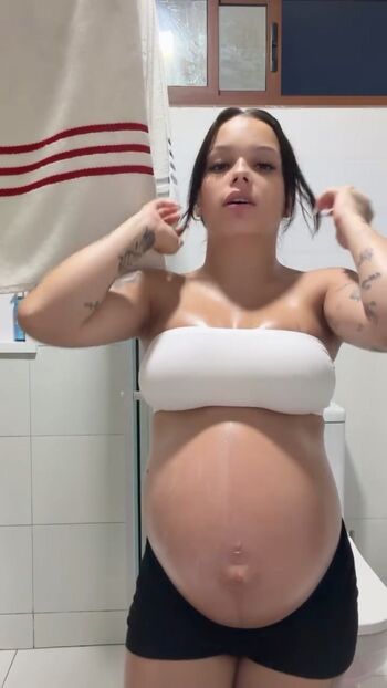 Full leaked Kamyla maria private onlyfans photo