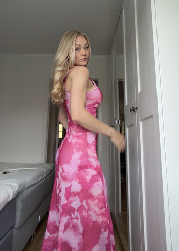 Full leaked Kandyland private onlyfans photo