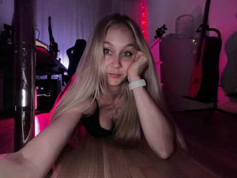Full leaked Kandyland private onlyfans photo