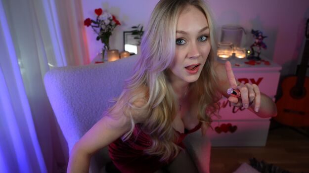 Full leaked Kandyland private onlyfans photo
