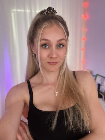 Full leaked Kandyland private onlyfans photo