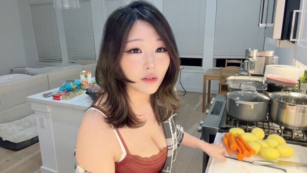 Kang Hee Yoon