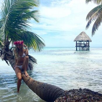 Full leaked Kara del toro page private onlyfans photo