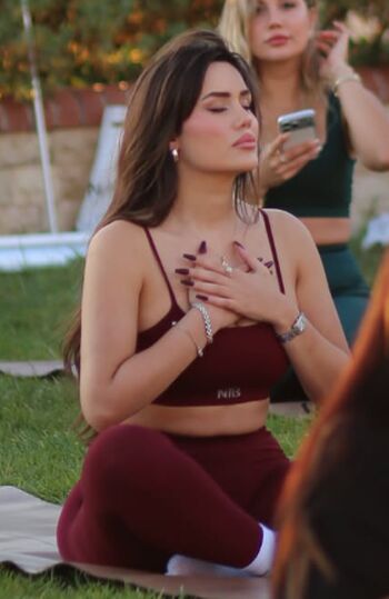 Kardelen Toprak