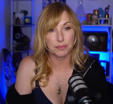 Kari Byron