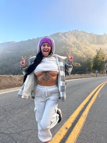 Full leaked Karinapetro private onlyfans photo