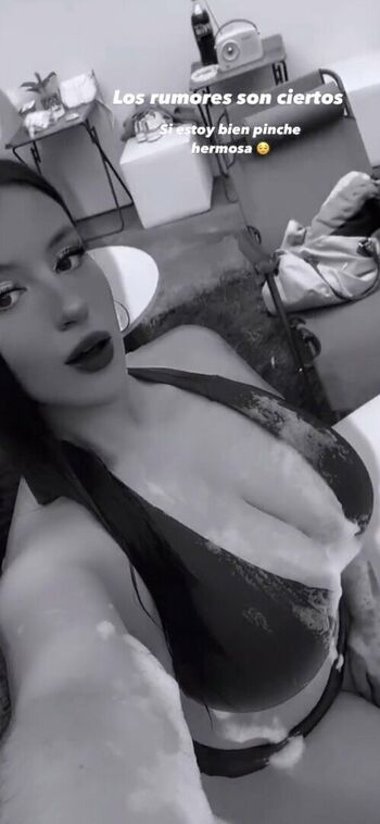 Full leaked Karlavargasb private onlyfans photo