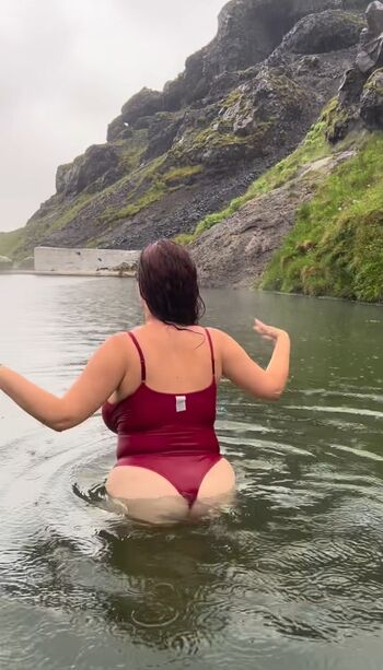 Full leaked Karolinakworld private onlyfans photo