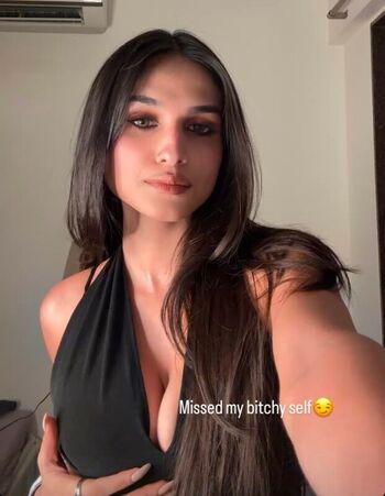 Full leaked Kashish kapoor private onlyfans photo