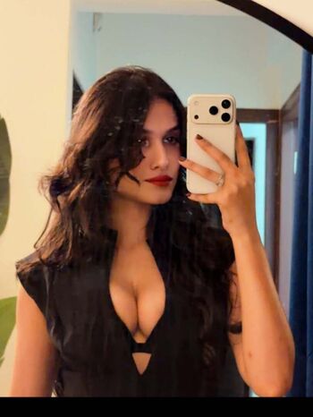 Full leaked Kashish kapoor private onlyfans photo