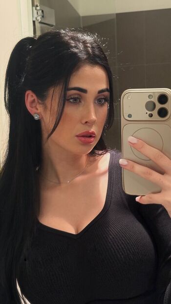 Full leaked Kathiyessir private onlyfans photo