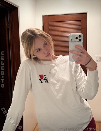 Full leaked Kathrynn private onlyfans photo
