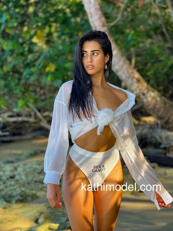 Full leaked Kathycr page private onlyfans photo