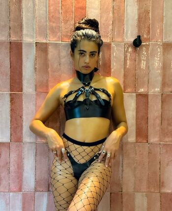 Full leaked Kathycr page private onlyfans photo