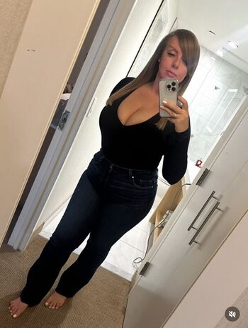 Full leaked Kathyyamorr private onlyfans photo