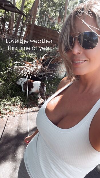 Full leaked Katiemarieliving private onlyfans photo