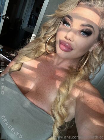 Full leaked Katrina thicc page private onlyfans photo