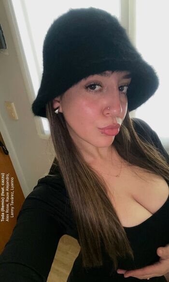 Full leaked Kattigonzalezz private onlyfans photo
