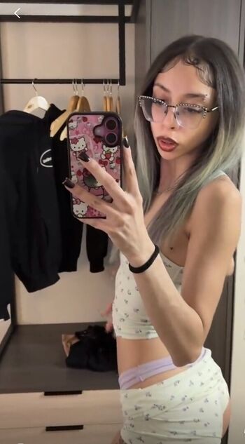 Full leaked Kawaiisofye private onlyfans photo