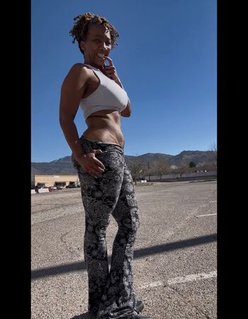 Full leaked Kawtiouslivinlifeoutloud private onlyfans photo