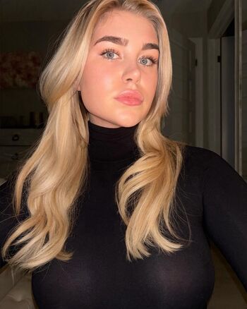 Kayla Mcgrayne