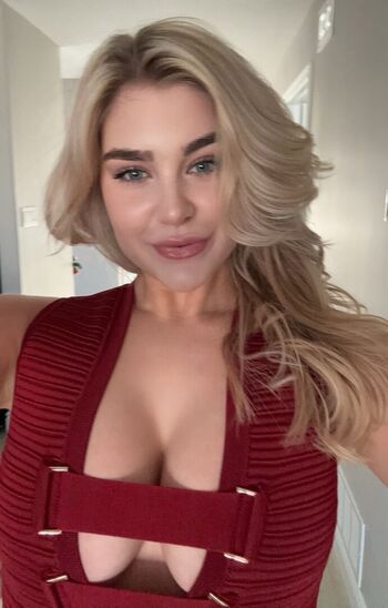 Kayla Mcgrayne