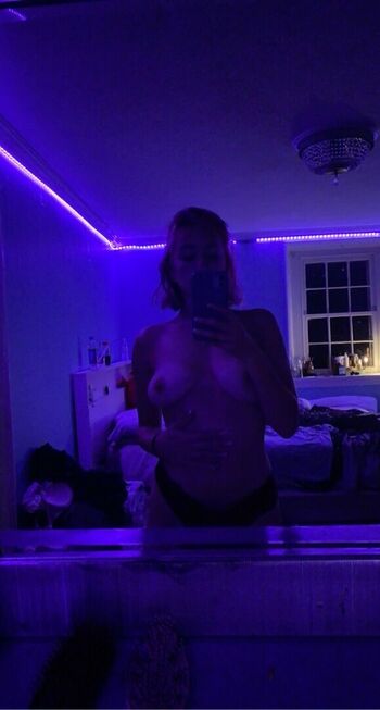 Full leaked Kayla renee private onlyfans photo