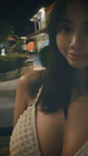 Full leaked Kayla vy  page private onlyfans photo