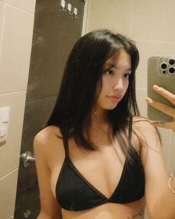Full leaked Kayla vy  page private onlyfans photo