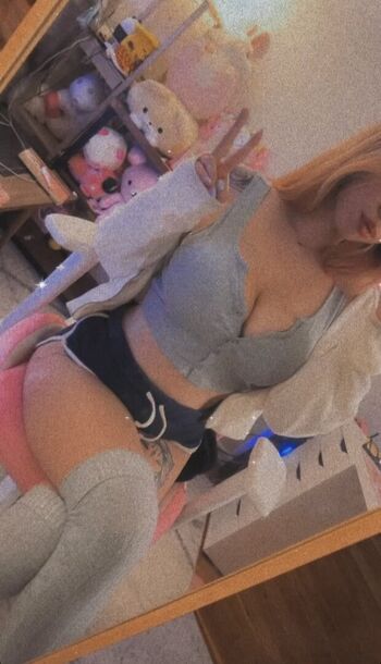 Full leaked Kayla vy  page private onlyfans photo