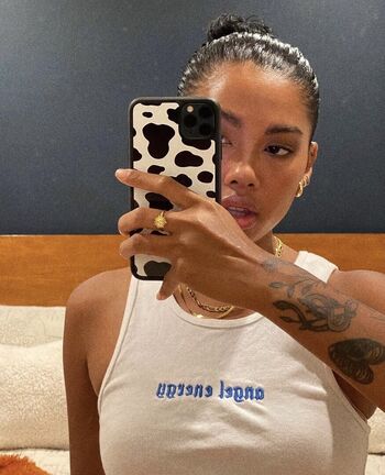 Full leaked Kayla vy  page private onlyfans photo