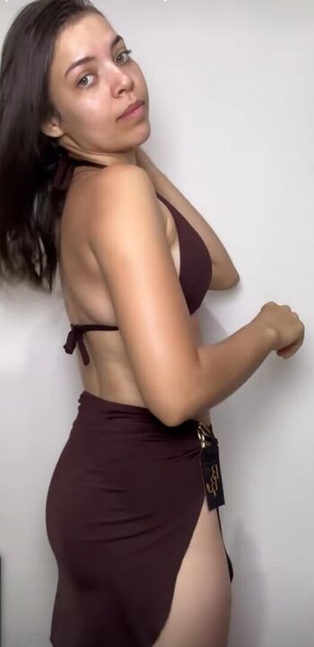 Full leaked Kaylaasantos private onlyfans photo