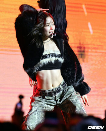 Kazuha Nakamura 中村 一葉