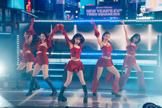 Kazuha Nakamura 中村 一葉