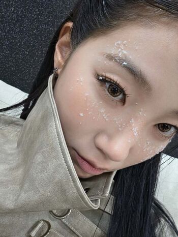 Kazuha Nakamura 中村 一葉
