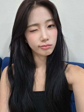 Kazuha Nakamura 中村 一葉