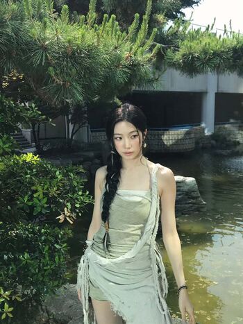 Kazuha Nakamura 中村 一葉