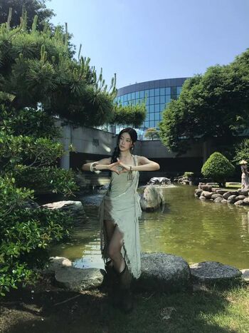 Kazuha Nakamura 中村 一葉