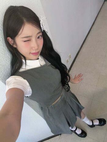 Kazuha Nakamura 中村 一葉