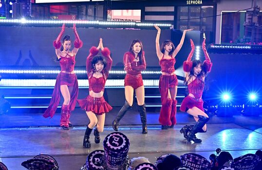 Kazuha Nakamura 中村 一葉 | LESSERAFIM