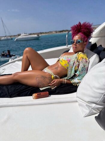 Kelis Rogers