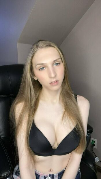 Full leaked Kelly cadigan private onlyfans photo