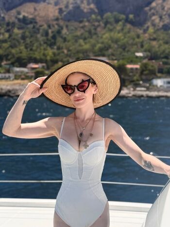 Full leaked Kelly osbourne page private onlyfans photo