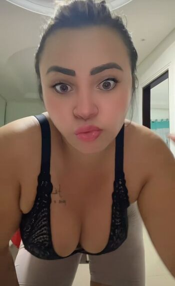Full leaked Kemily goncalves private onlyfans photo