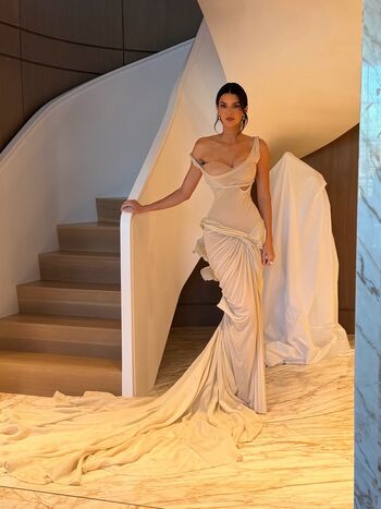 Full leaked Kendall jenner page private onlyfans photo