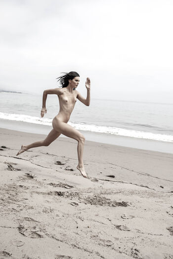 Full leaked Kendall jenner private onlyfans photo