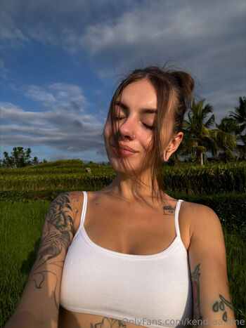Full leaked Kendraa lane private onlyfans photo
