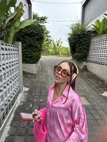 Full leaked Kendraa lane private onlyfans photo