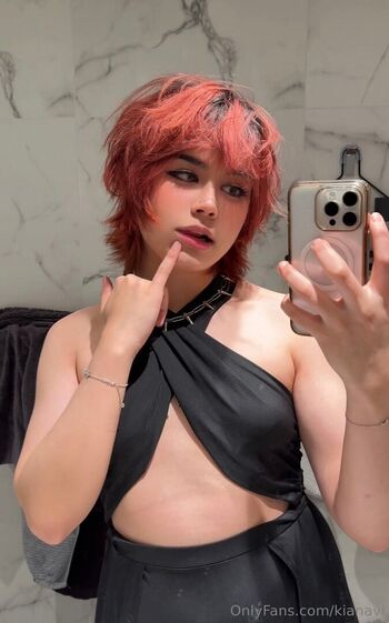 Full leaked Kianavi  page private onlyfans photo